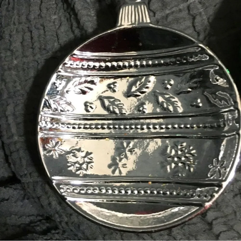 Home Essemtoals Christmas Candy Dishes
